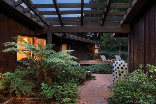 $2,450,000 | 6346 Ridge Manor Avenue, San Diego, CA 92120