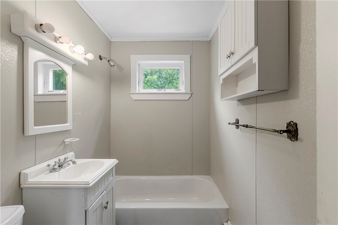 201 St Barnabe Street Woonsocket, RI 02895 - Photo 11 of 28