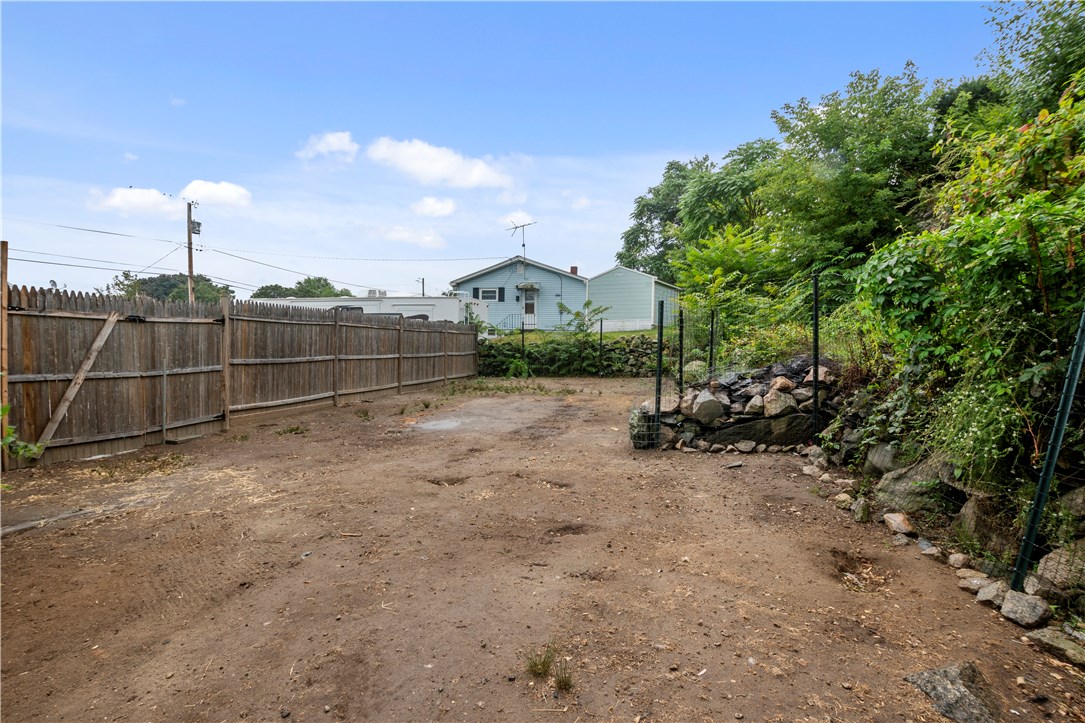 201 St Barnabe Street Woonsocket, RI 02895 - Photo 24 of 28