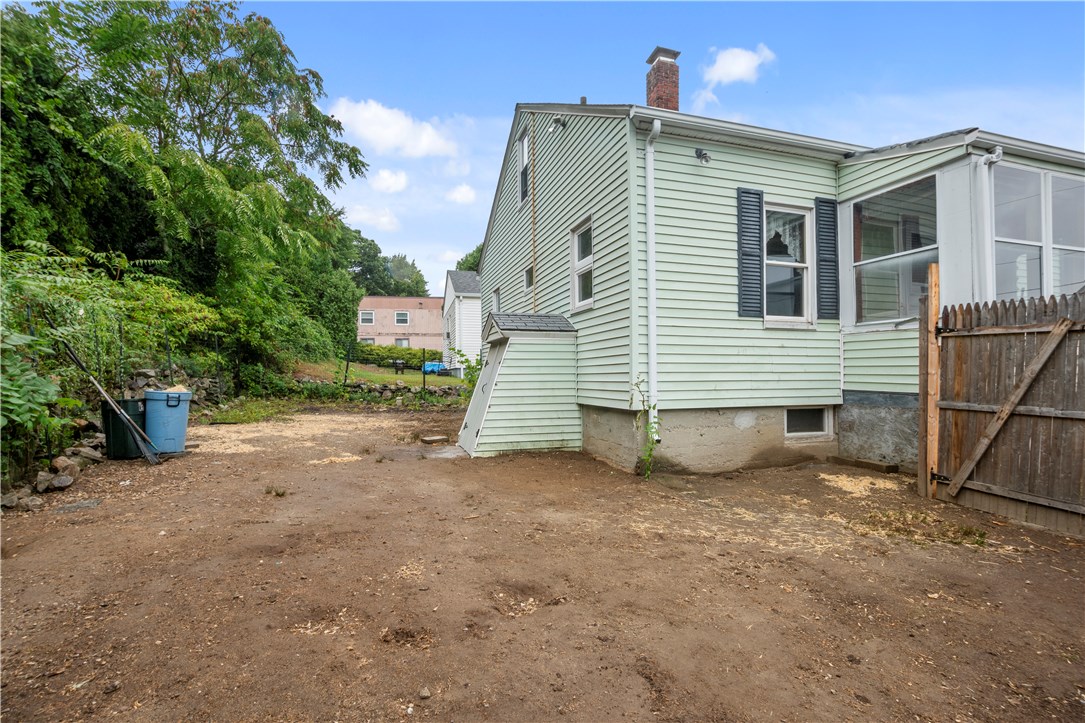 201 St Barnabe Street Woonsocket, RI 02895 - Photo 26 of 28