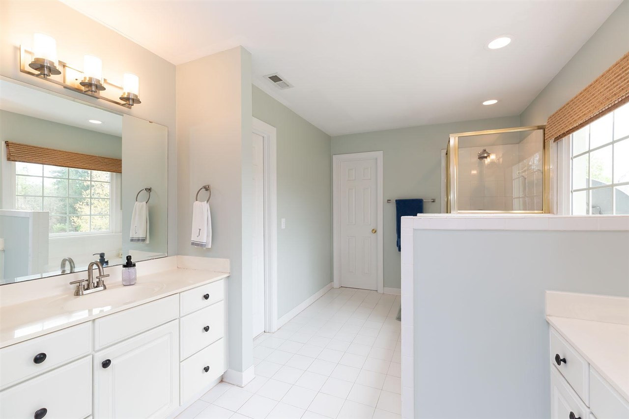 3620 Kapalua Way Raleigh, NC 27610 - Photo 17 of 30 Master Bath