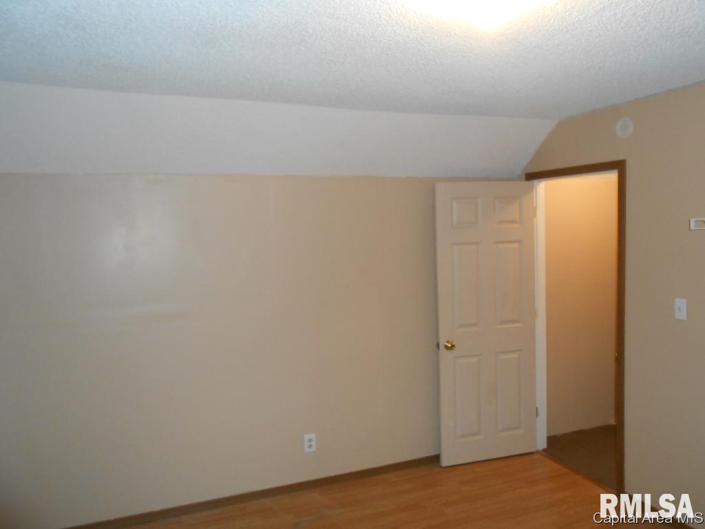 2004 East Lawrence Avenue Springfield, IL 62703 - Photo 3 of 12