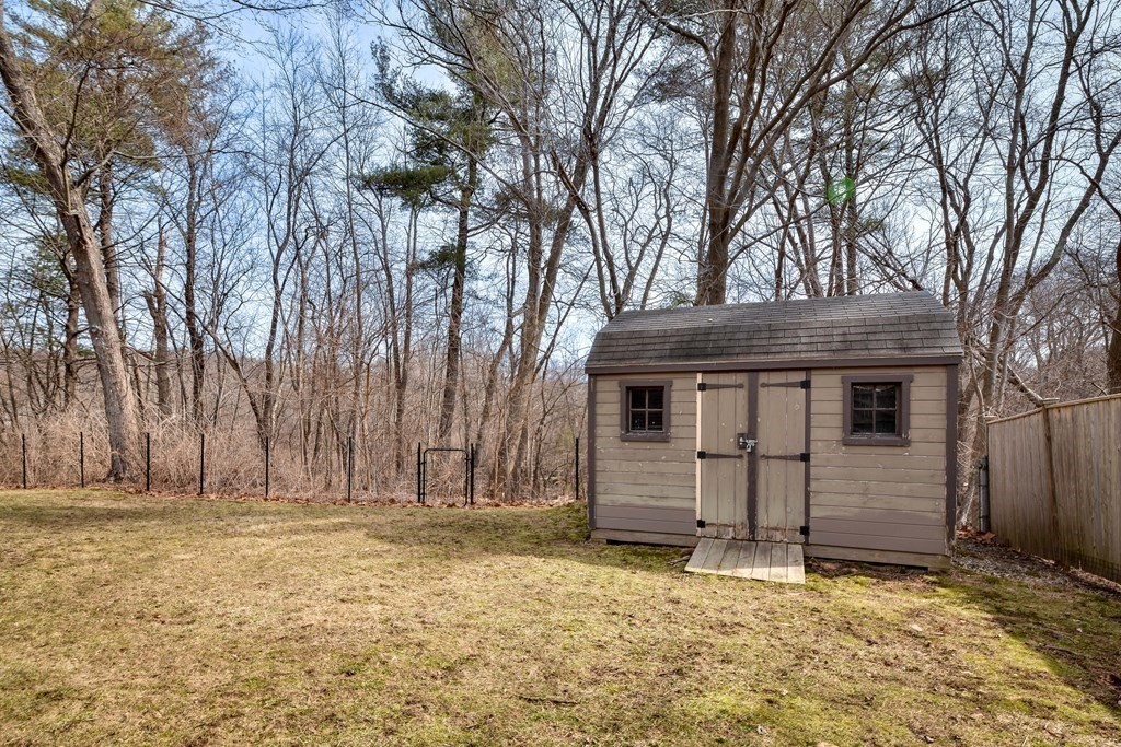 55 Donna Road Framingham, MA 01701 - Photo 21 of 25 Gallery Image 21