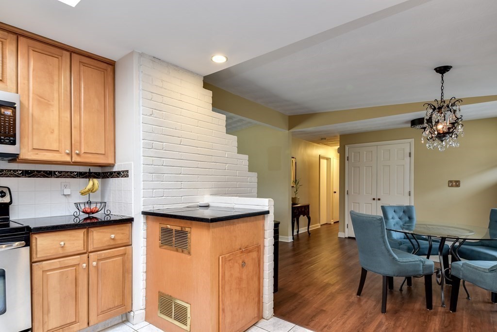 55 Donna Road Framingham, MA 01701 - Photo 8 of 25 Gallery Image 8
