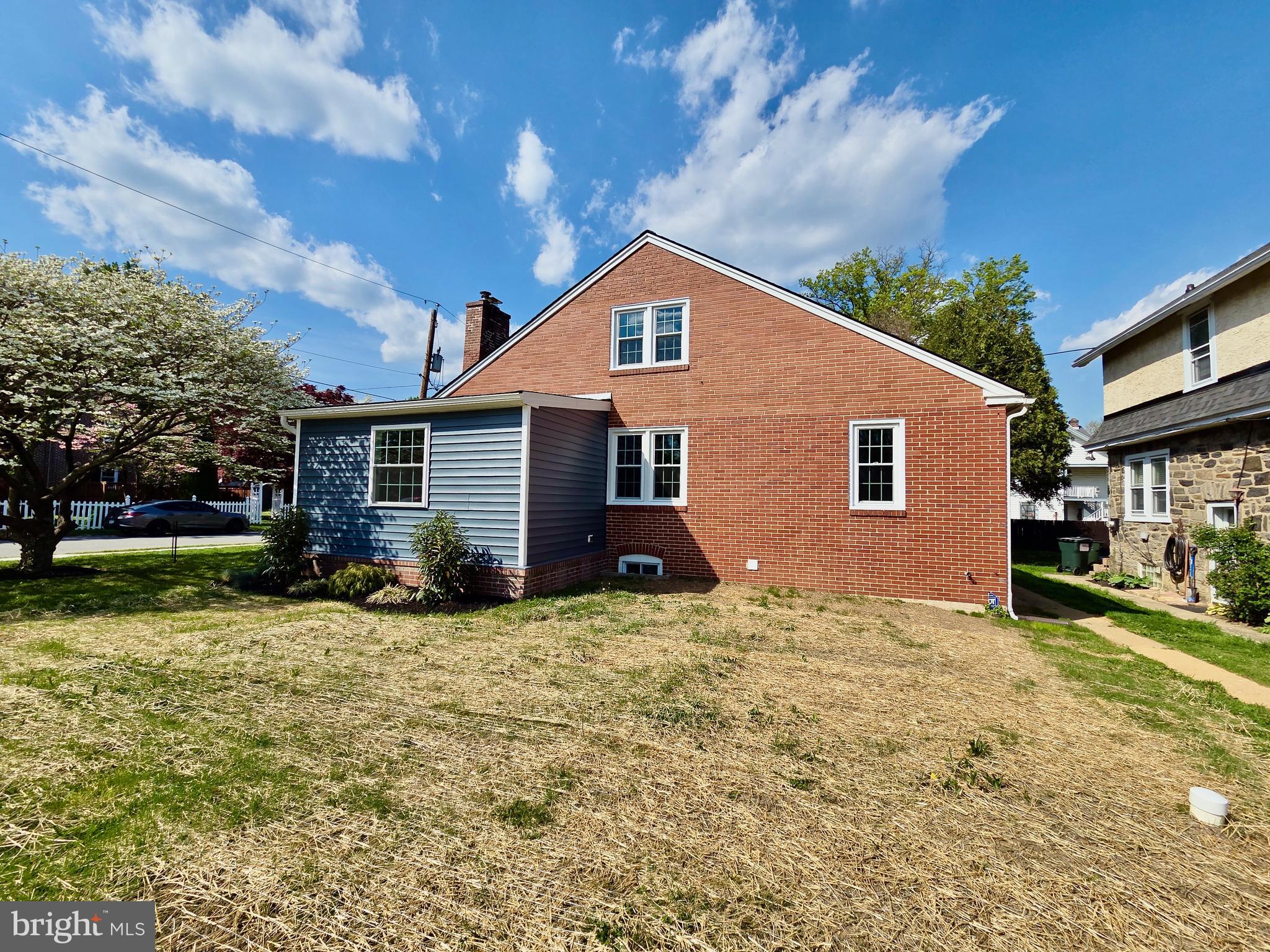 123 Ridley Drive Wallingford, PA 19086 - Photo 33 of 35 Side of house