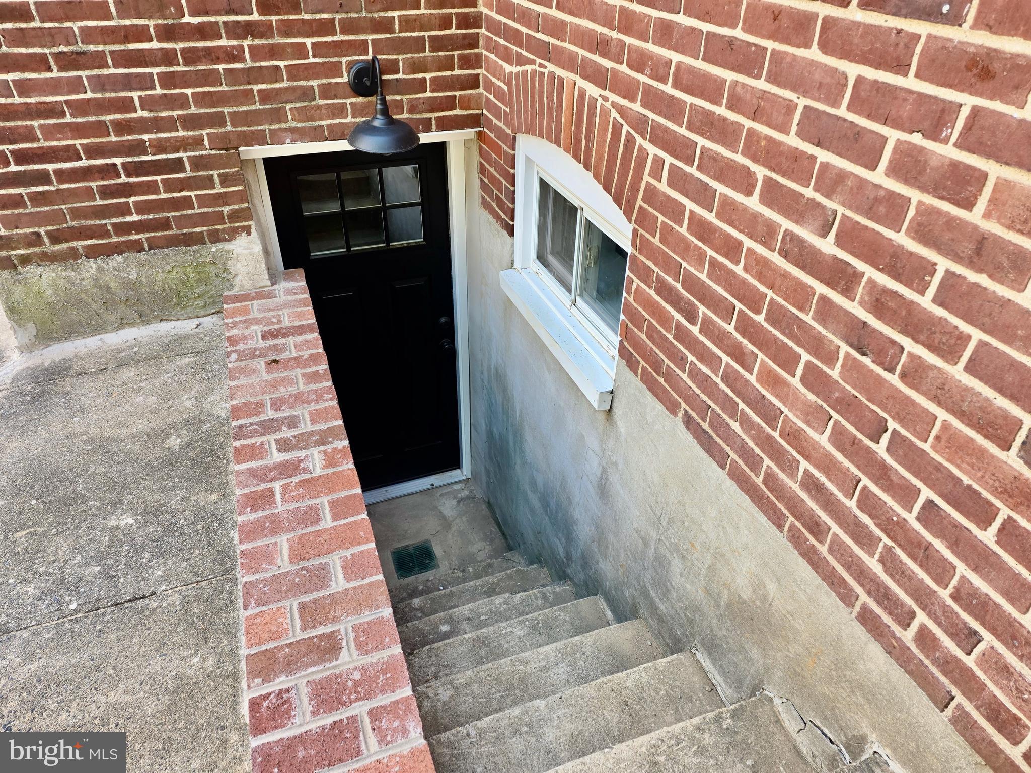 123 Ridley Drive Wallingford, PA 19086 - Photo 34 of 35 Walk out