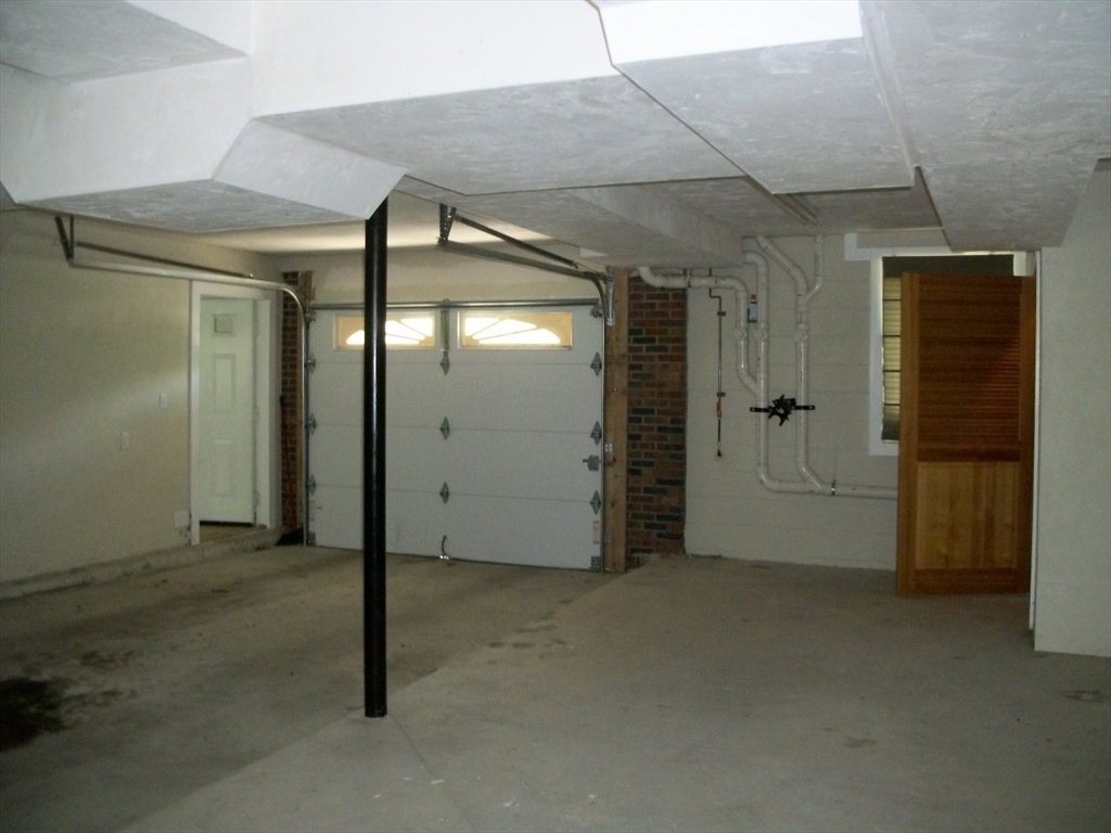 3 Ilford Road, Unit 3 Billerica, MA 01862 - Photo 16 of 17 Gallery Image 16