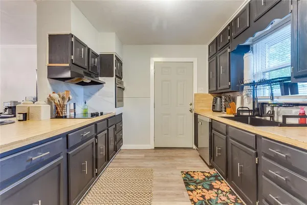 $317,900 | 2012 Bradford Drive, Arlington, TX 76010