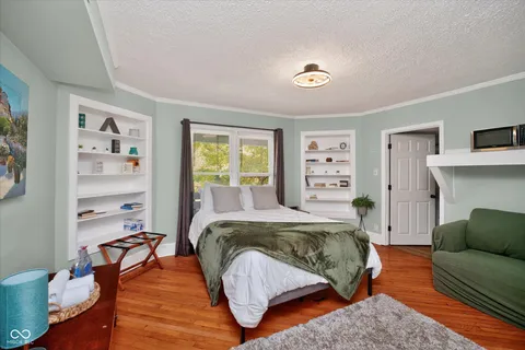 $615,000 | 1829 Cunningham Road, Speedway, IN 46224