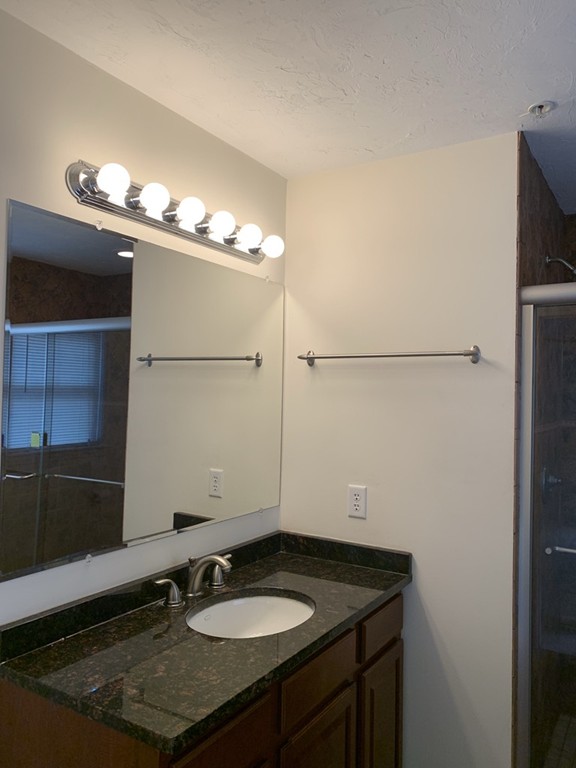 35 School Street, Unit D Hudson, MA 01749 - Photo 8 of 12