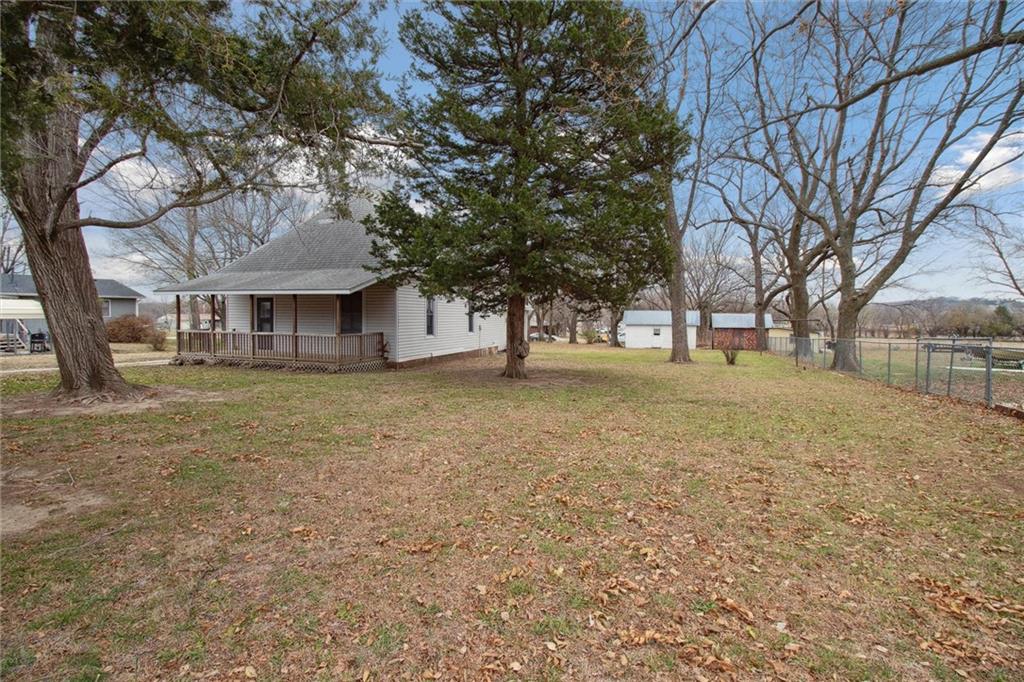 350 West Mound Road Fredonia, KS 66736 - Photo 5 of 27
