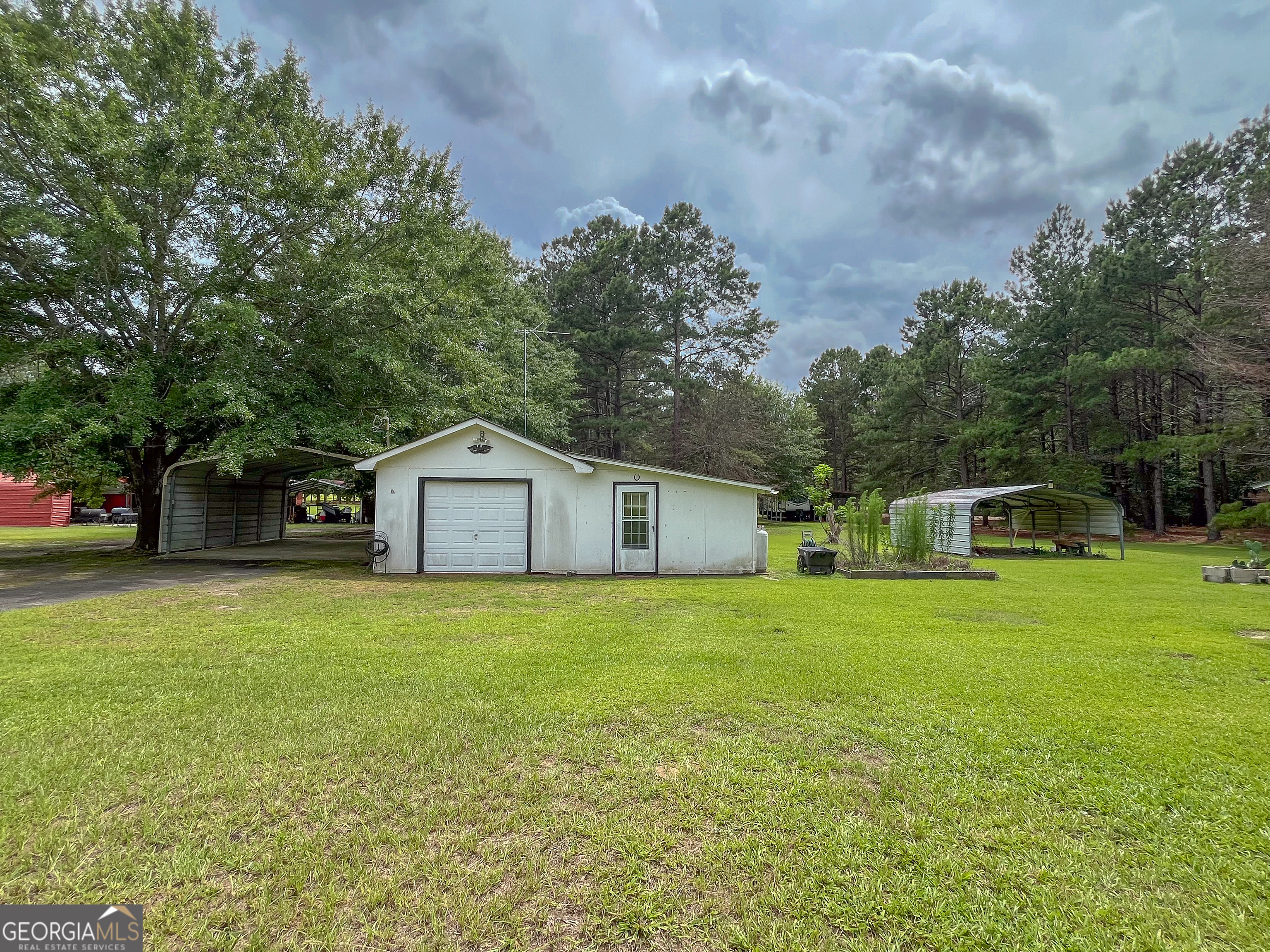 431 Strickland Road Dublin, GA 31021 - Photo 36 of 44