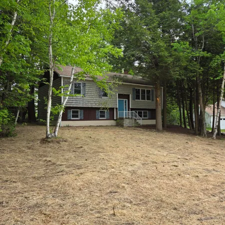 $283,450 | 1 Mountainview Drive, Lincoln, ME 04457