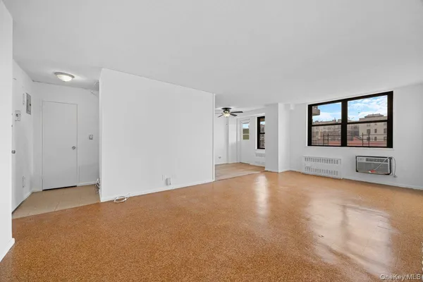 $165,000 | 1966 Newbold Avenue, Unit 408 | Unionport