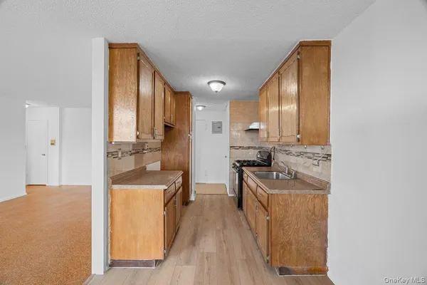 $165,000 | 1966 Newbold Avenue, Unit 408 | Unionport