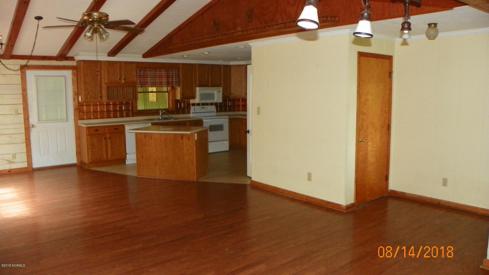 828 Old 30 Road Jacksonville, NC 28546 - Photo 6 of 17 100_0452