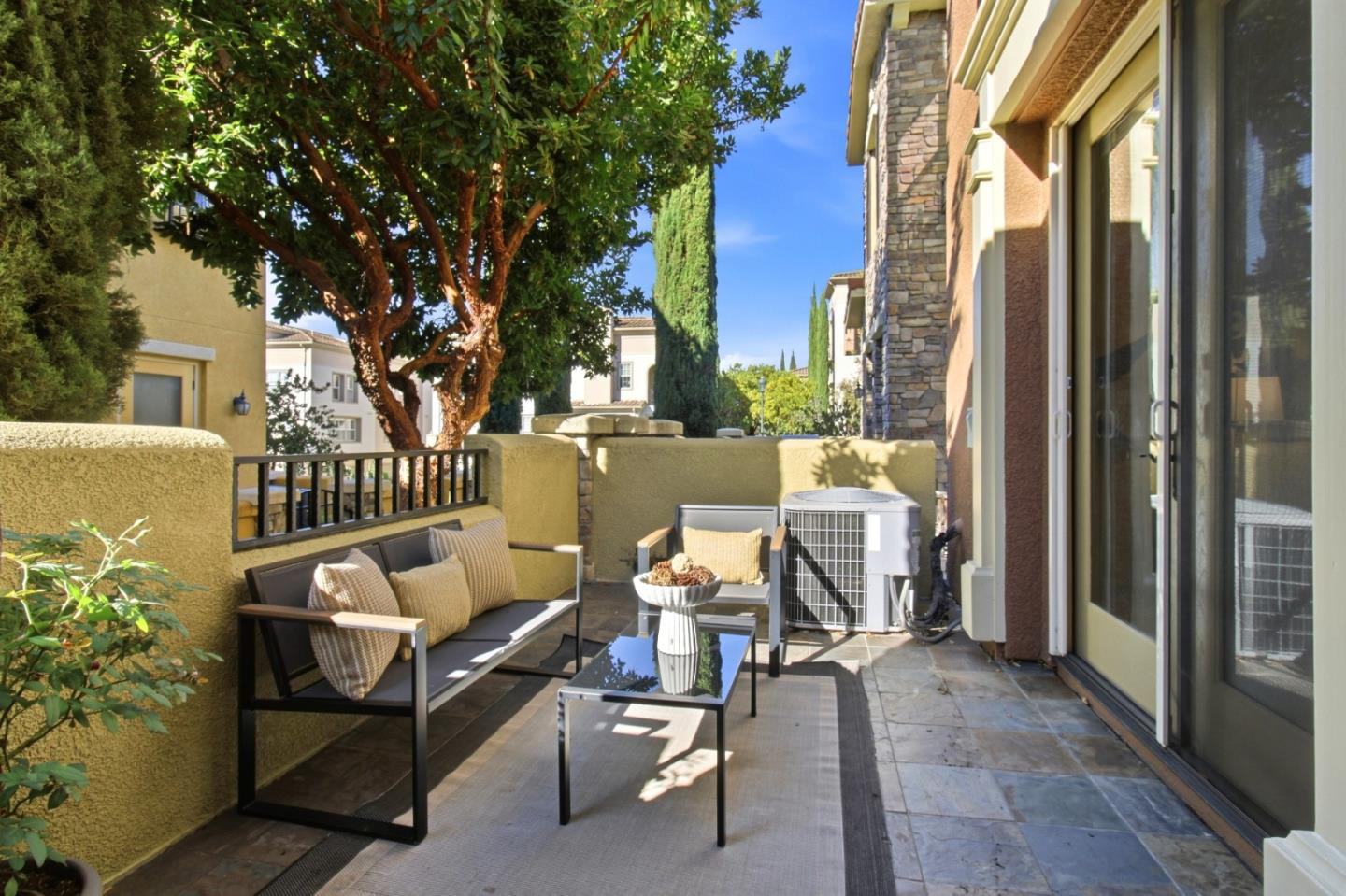 4655 Rimini Court Dublin, CA 94568 - Photo 8 of 40 Gallery Image 8