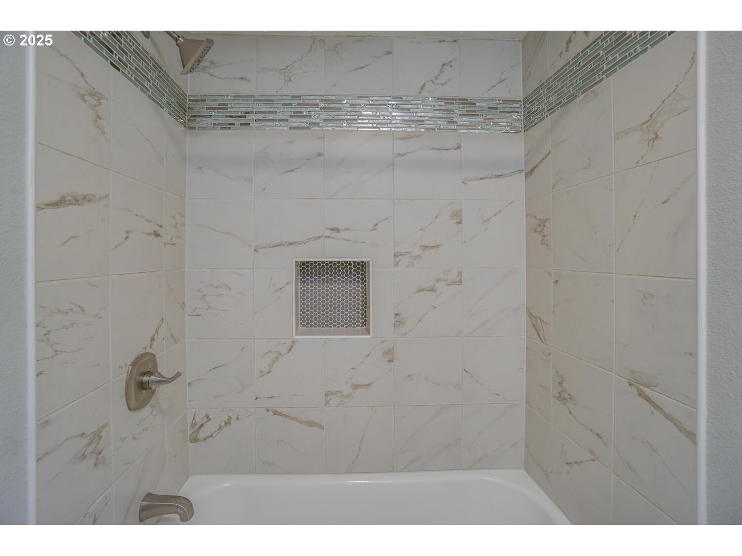 415 Northeast 194th Street, Unit 17 Ridgefield, WA 98642 - Photo 18 of 35