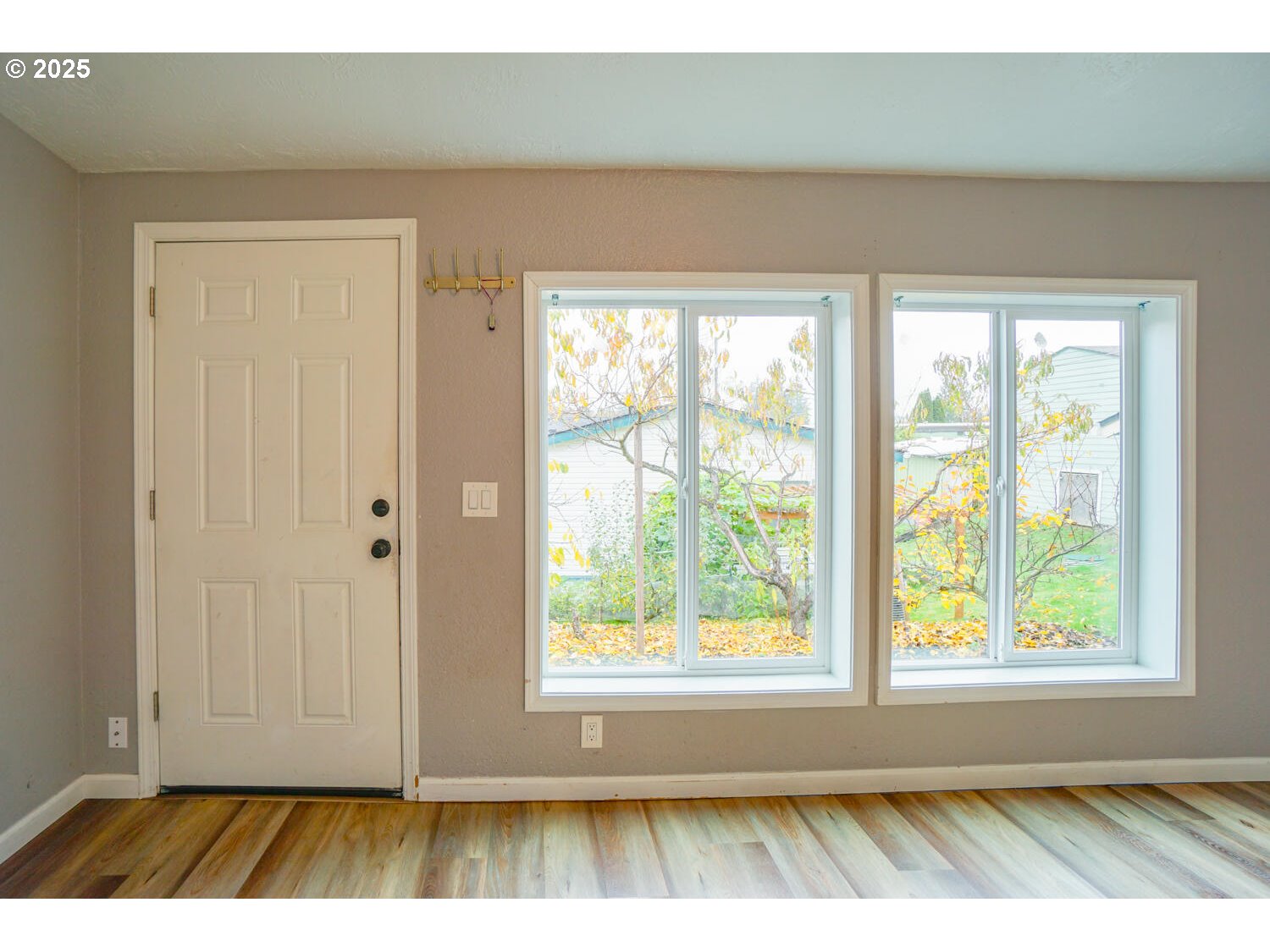 415 Northeast 194th Street, Unit 17 Ridgefield, WA 98642 - Photo 7 of 35