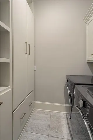 $1,999,000 | 2813 West 91st Street, Leawood, KS 66206