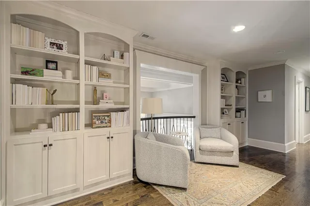 $1,999,000 | 2813 West 91st Street, Leawood, KS 66206