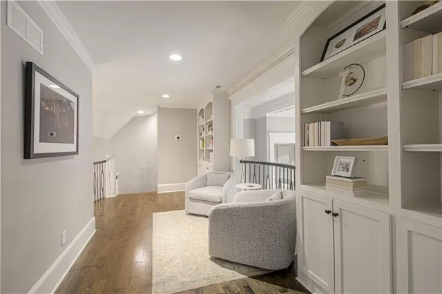 $1,999,000 | 2813 West 91st Street, Leawood, KS 66206