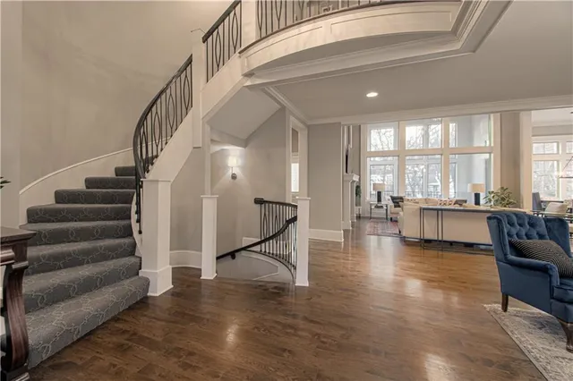 $1,999,000 | 2813 West 91st Street, Leawood, KS 66206