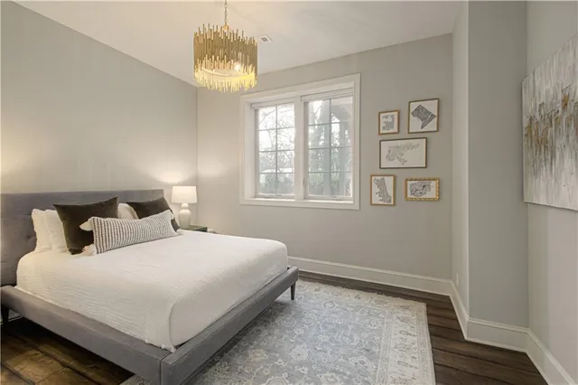 $1,999,000 | 2813 West 91st Street, Leawood, KS 66206