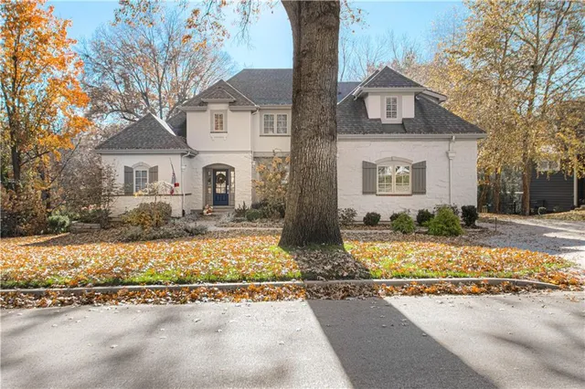 $1,999,000 | 2813 West 91st Street, Leawood, KS 66206