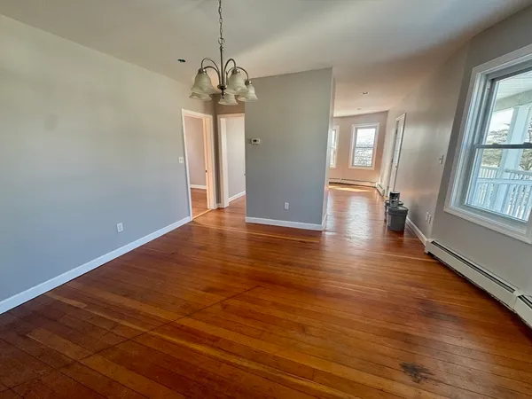 $2,000 | 67 Sycamore Street, Unit 2, Fairhaven, MA 02719