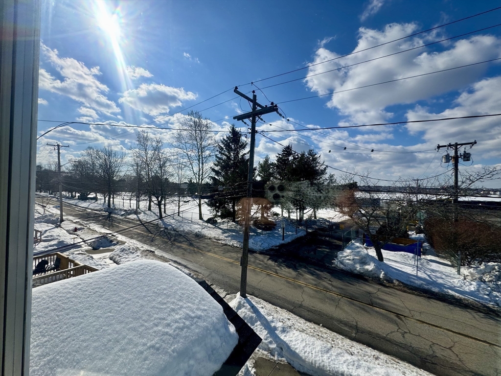 67 Sycamore Street, Unit 2 Fairhaven, MA 02719 - Photo 22 of 27