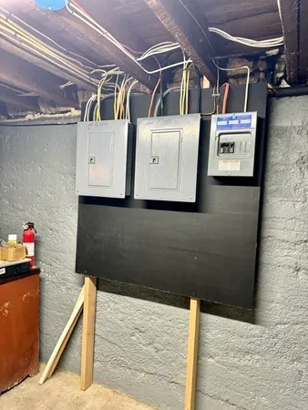 $2,000 | 67 Sycamore Street, Unit 2, Fairhaven, MA 02719