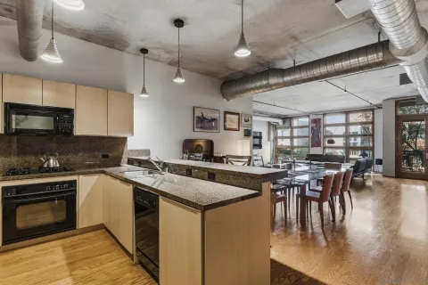$999,000 | 877 Island Avenue, Unit 203, San Diego, CA 92101