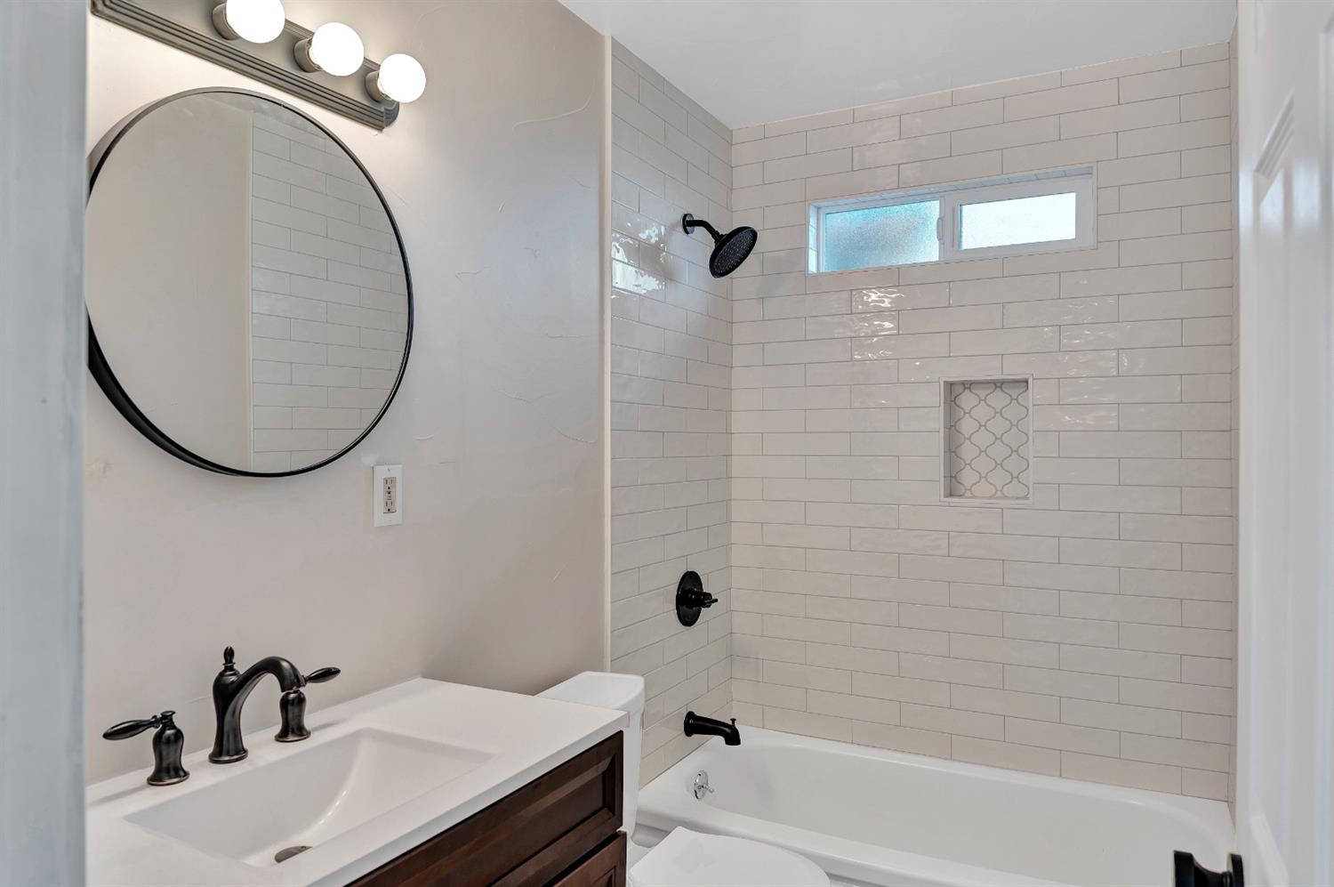 1228 C Street Reedley, CA 93654 - Photo 13 of 20 Gallery Image 13