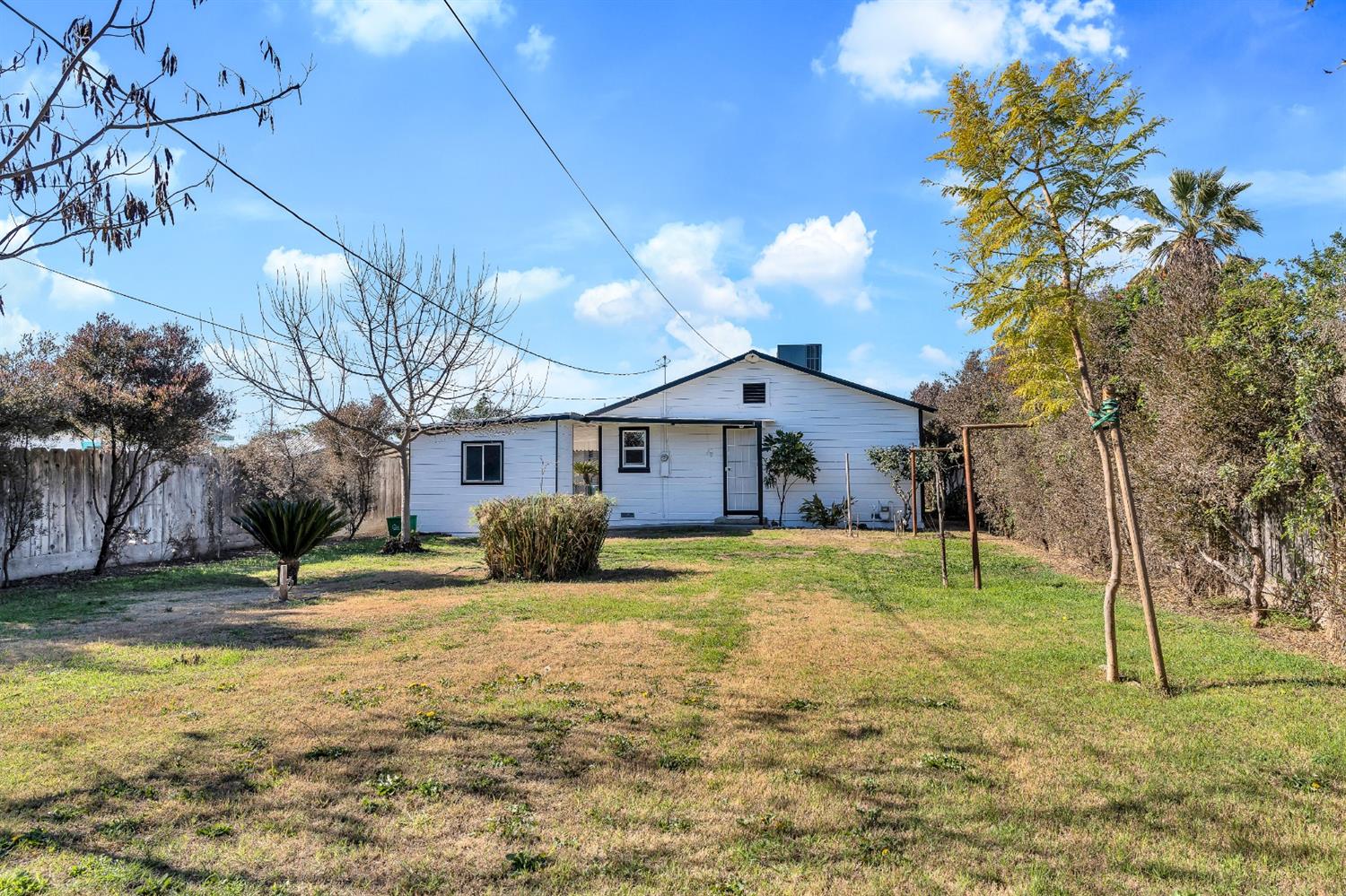 1228 C Street Reedley, CA 93654 - Photo 17 of 20 Gallery Image 17