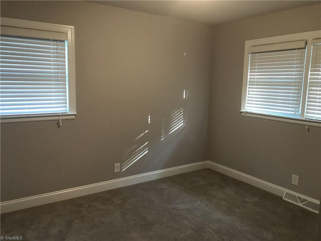 2033 Twain Road Greensboro, NC 27405 - Photo 10 of 15 Gallery Image 10