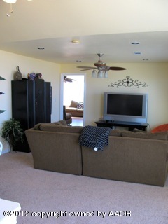 9610 Union Road Amarillo, TX 79119 - Photo 24 of 26 Upstairs Living Room 1