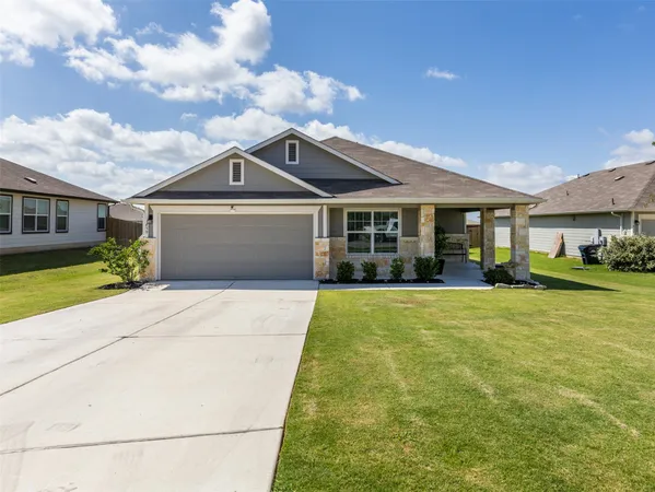 $350,000 | 439 Hunter Loop, Bertram, TX 78605