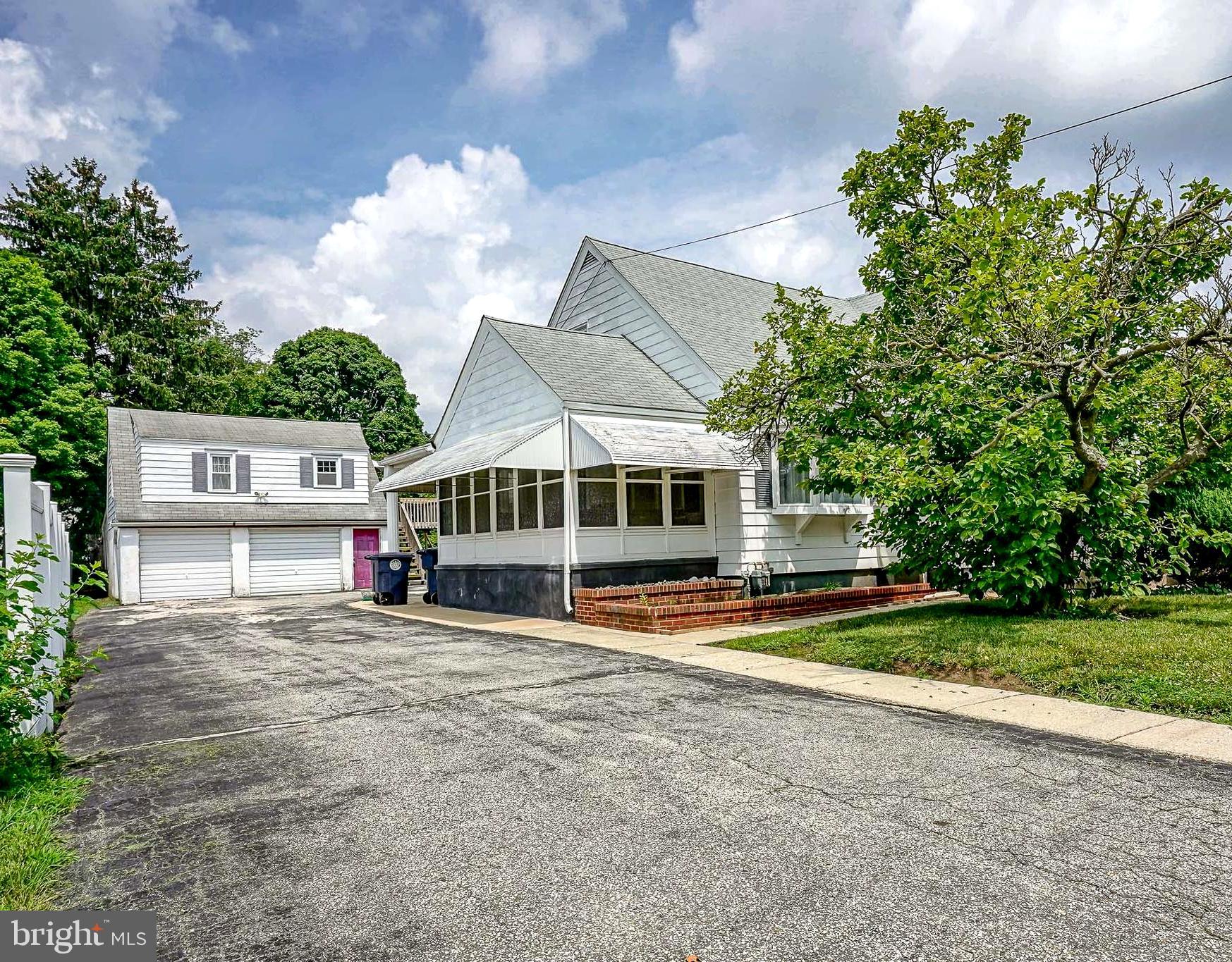 53 Sicklerville Road Williamstown, NJ 08094 - Photo 2 of 46