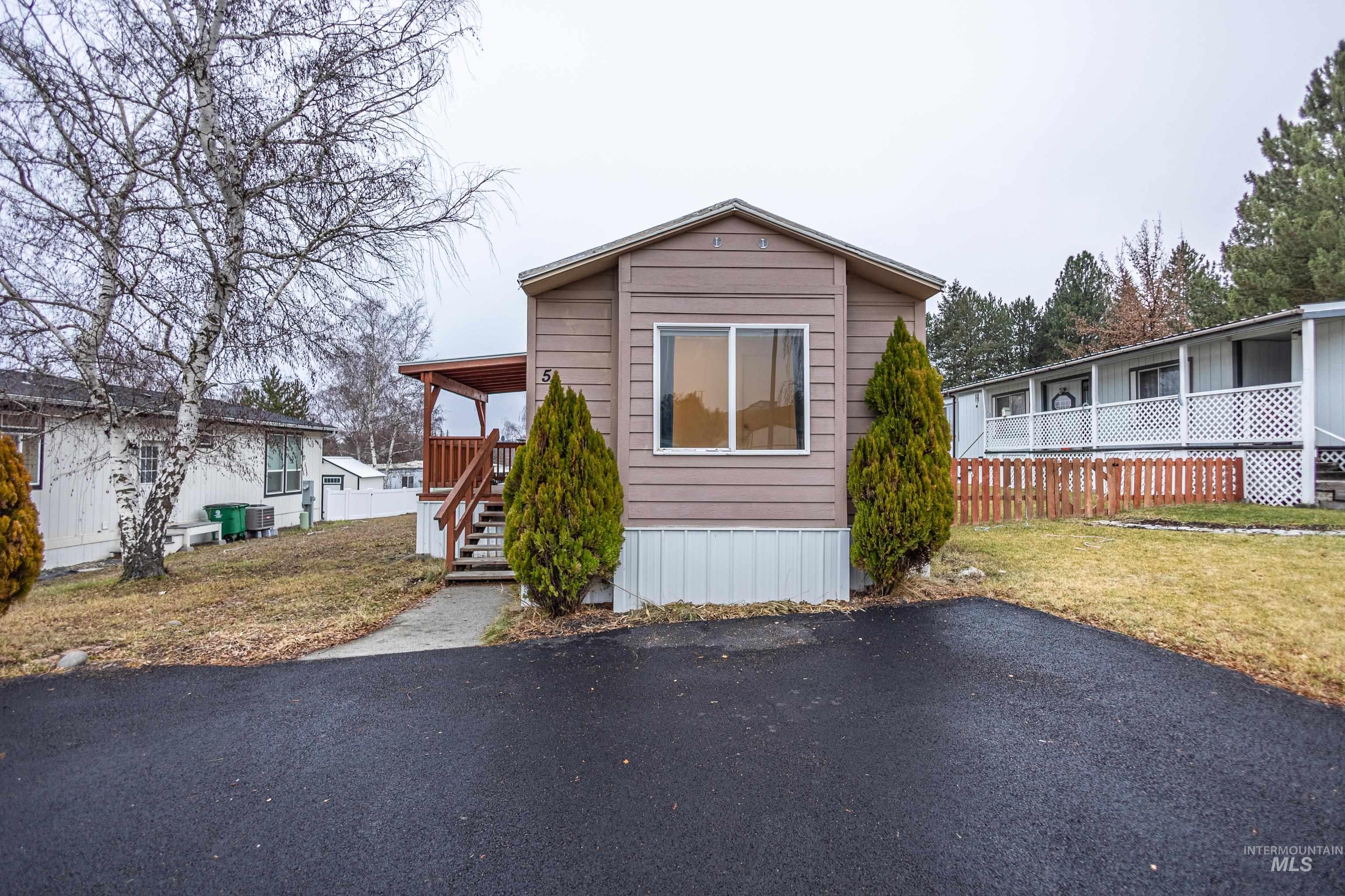 411 North Almon Street, Unit 517 Moscow, ID 83843 - Photo 2 of 27