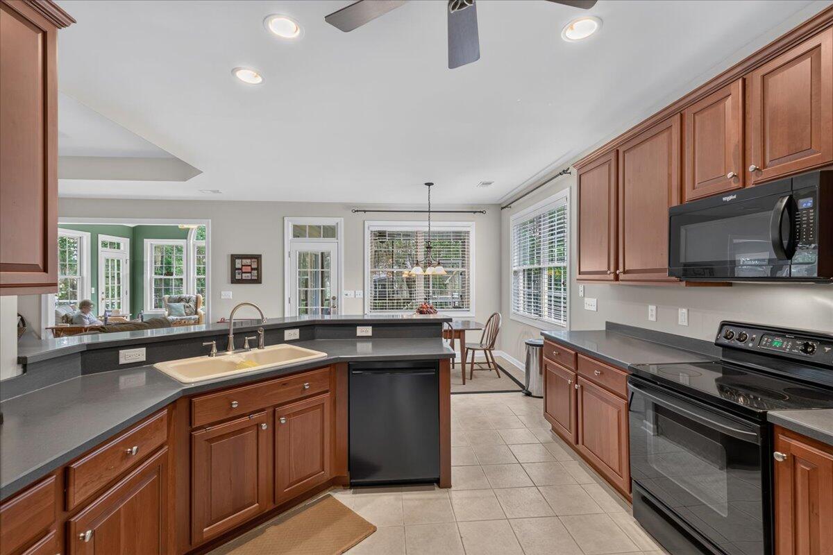 2528 Bent Tree Lane Mount Pleasant, SC 29464 - Photo 26 of 56