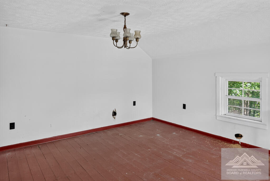 7040 New Hope Road Bluefield, WV 24701 - Photo 72 of 137 Gallery Image 72
