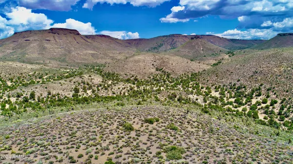 $3,500,000 | 5838 East Diamond Bar Road, Meadview, AZ 86444