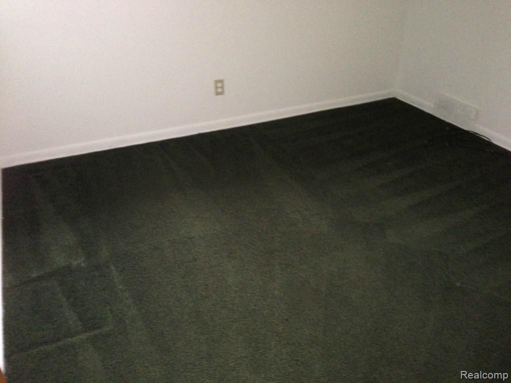 3647 Rome Avenue Warren, MI 48091 - Photo 8 of 11 8.jpg