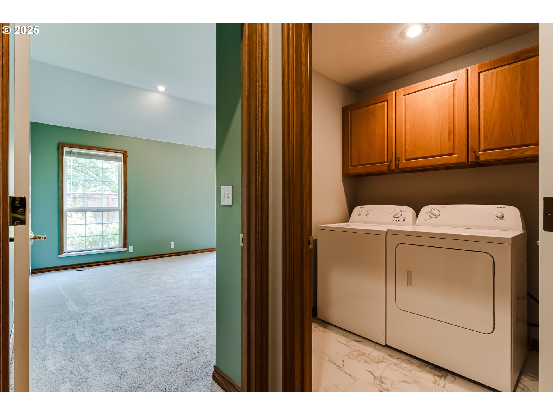 1391 Wimbledon Place Springfield, OR 97477 - Photo 16 of 40