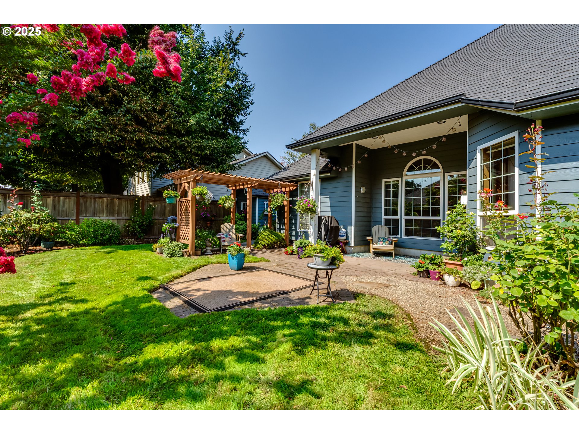 1391 Wimbledon Place Springfield, OR 97477 - Photo 34 of 40