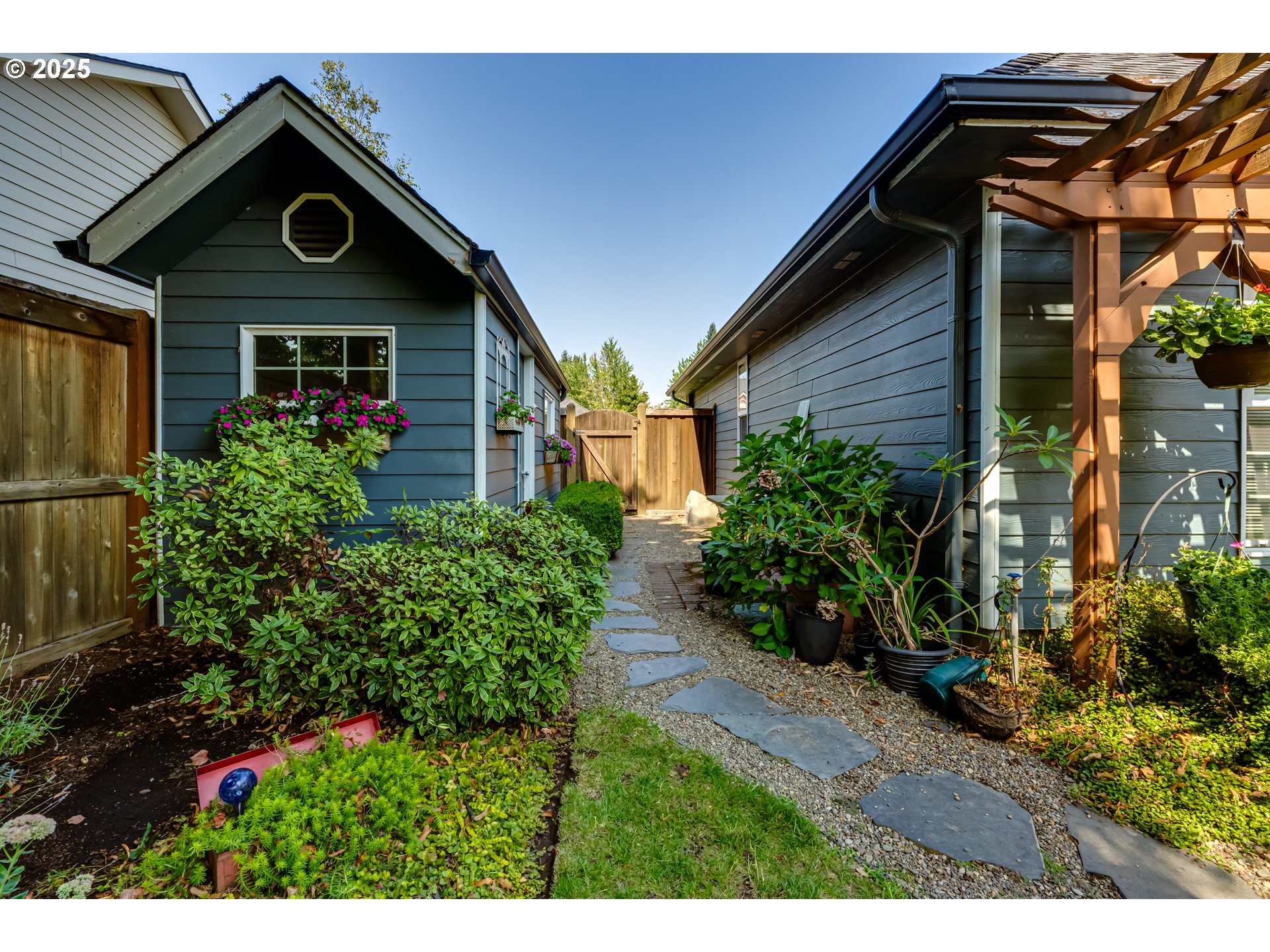1391 Wimbledon Place Springfield, OR 97477 - Photo 35 of 40