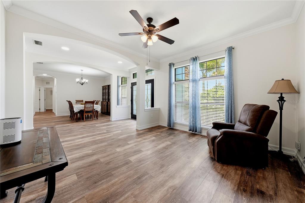 326 Star Shell Drive Apollo Beach, FL 33572 - Photo 10 of 48