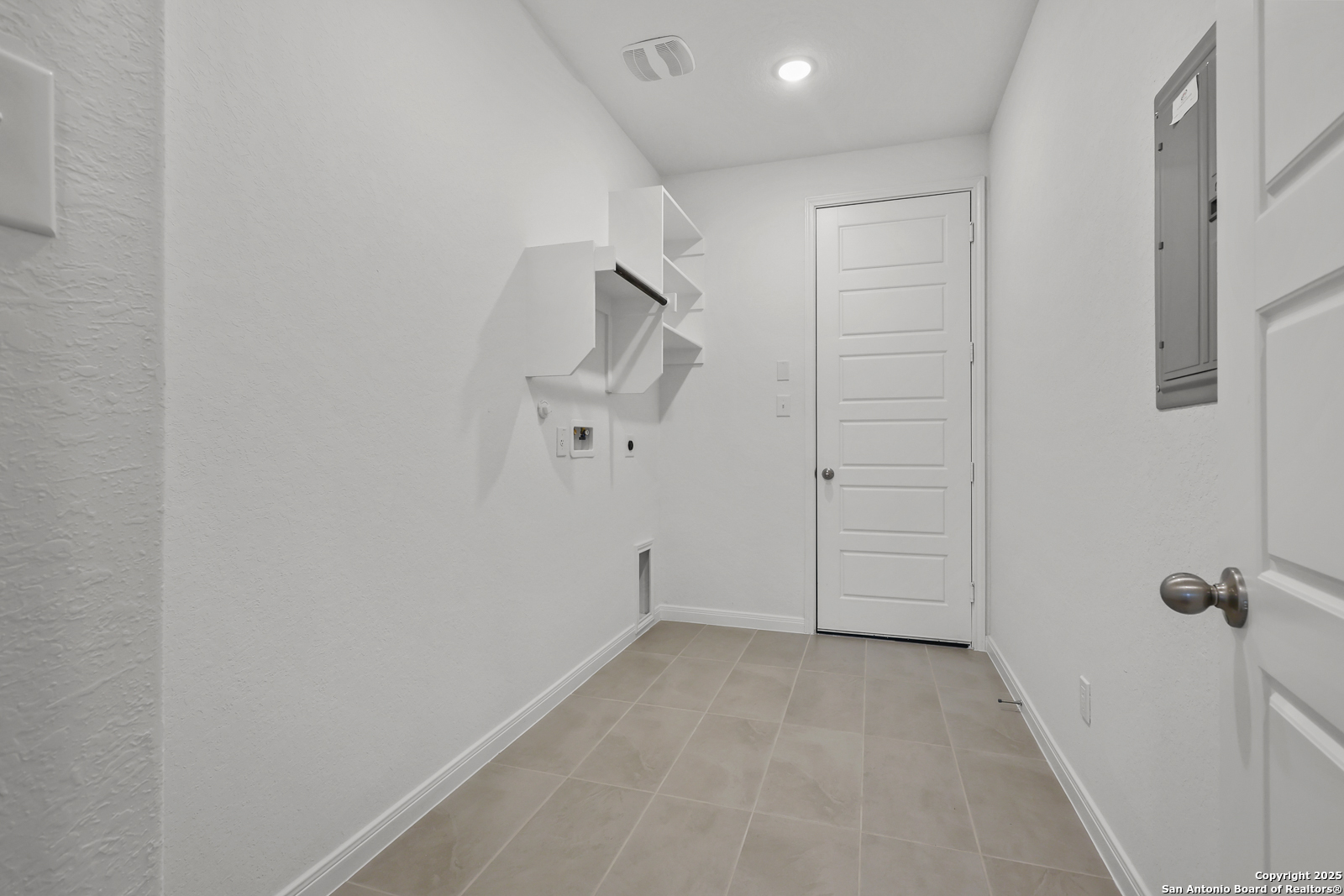 409 Foxtail Canyon Cibolo, TX 78108 - Photo 16 of 34