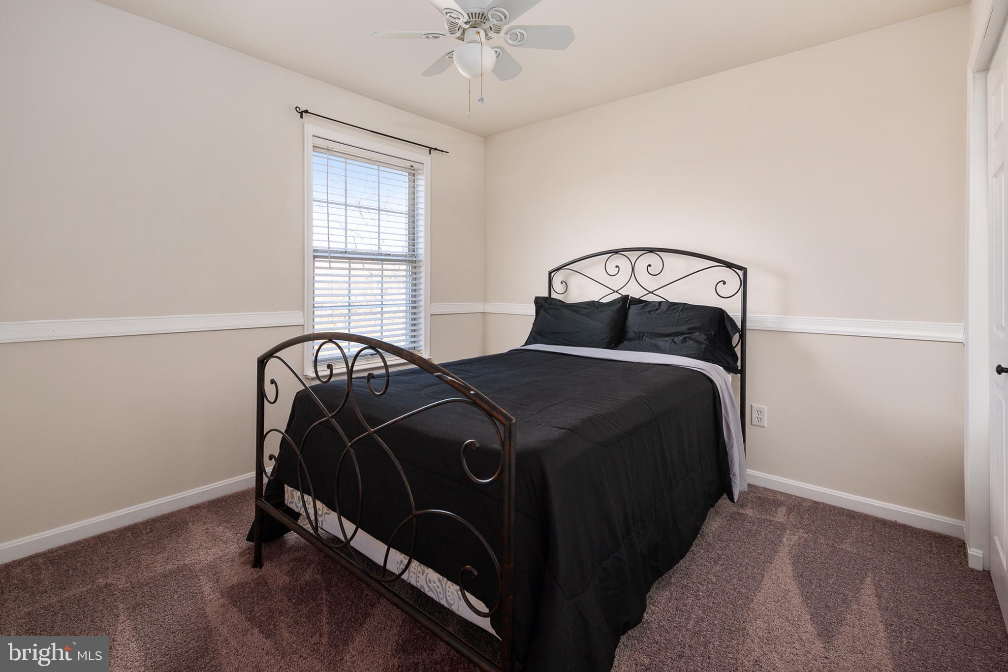 2118 Lansdowne Road Baltimore, MD 21227 - Photo 22 of 36 Bedroom 4